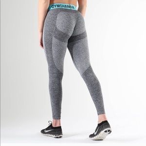 G Y M S H A R K   WOMEN’S SMALL FLEX LEGGINGS